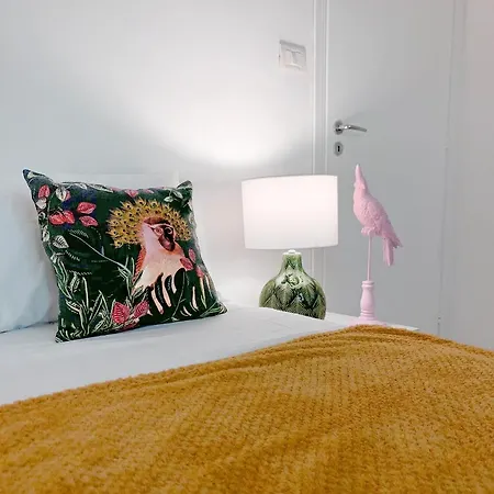 Familybo Delight - Front Station Апартаменты